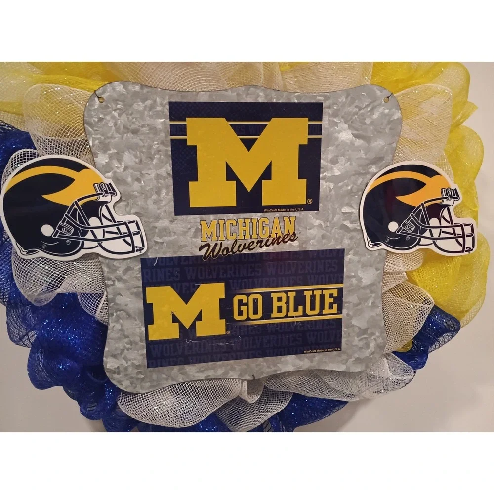 Michigan, Michigan State Wreath, Michigan State University Wreath, Wolverines...